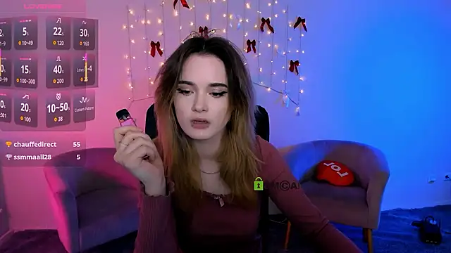 liana_kisses's cam snapshot