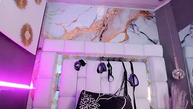 Natasha-Adams's cam snapshot