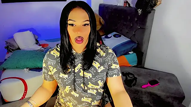 Zakura_hot1 live sex cam