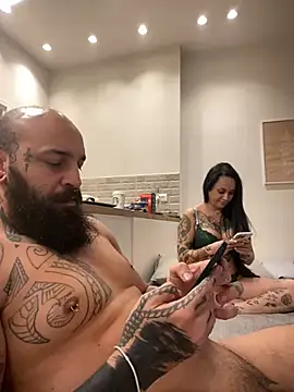Tatoviking live sex cam