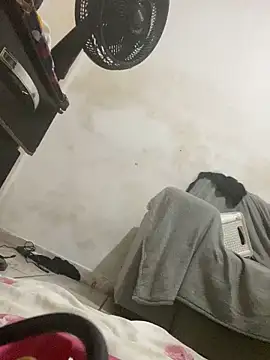 Batgirl7's cam snapshot