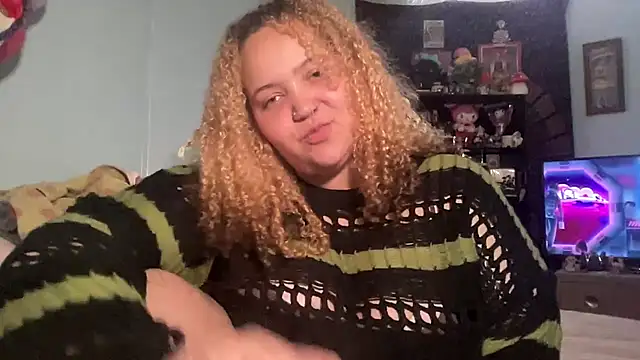 mixxedgoodness's cam snapshot