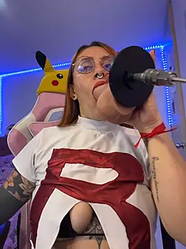 Luna_Paris_ live sex cam