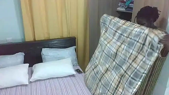 Huge_Bootybae's cam snapshot