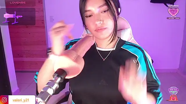 Moonbell_bell's cam snapshot