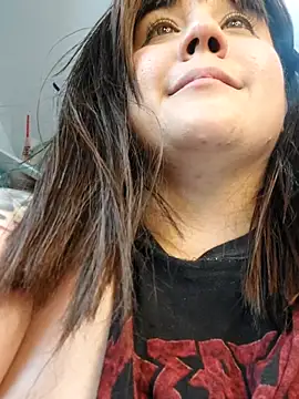 ItsNaiixa's cam snapshot