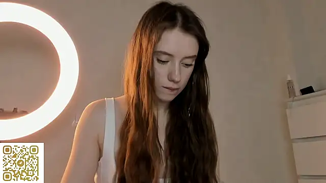 AmyForYouu's cam snapshot