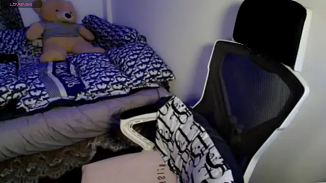 heavenmadechloe live sex cam