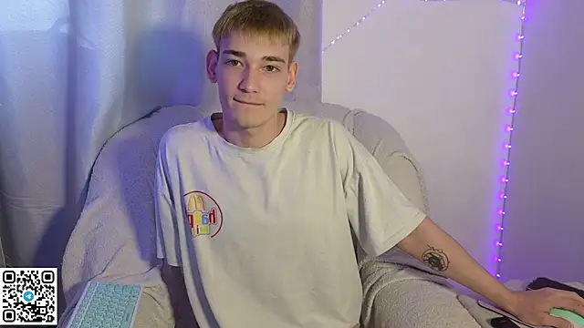 Julian_wins live sex cam