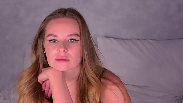 BeatriceEsmont's cam snapshot