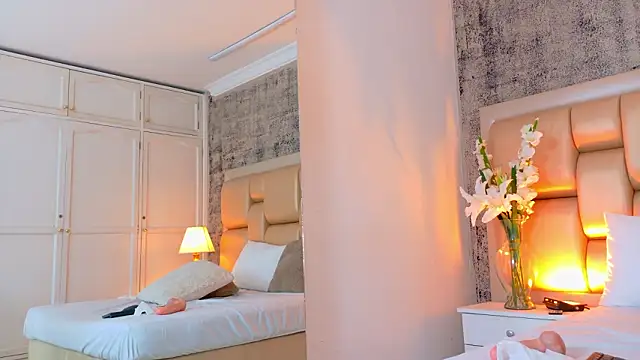 Edna_Copper's cam snapshot