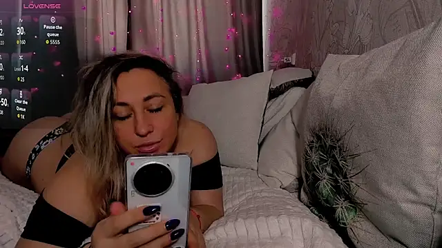 CumOnMy_Tits's cam snapshot