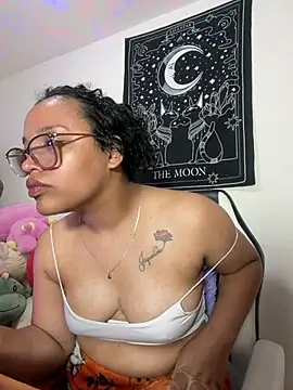 angela_angels_'s cam snapshot