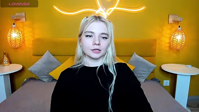 RuthBryant's cam snapshot