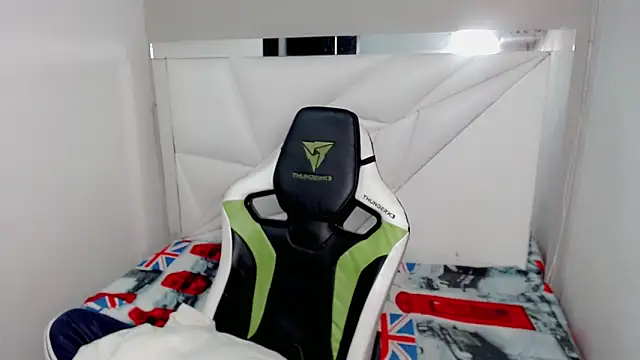 Lil_babyyy_ live sex cam