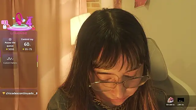 EmmitaGarcia live sex cam