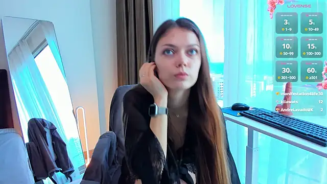 Alice_neon's cam snapshot