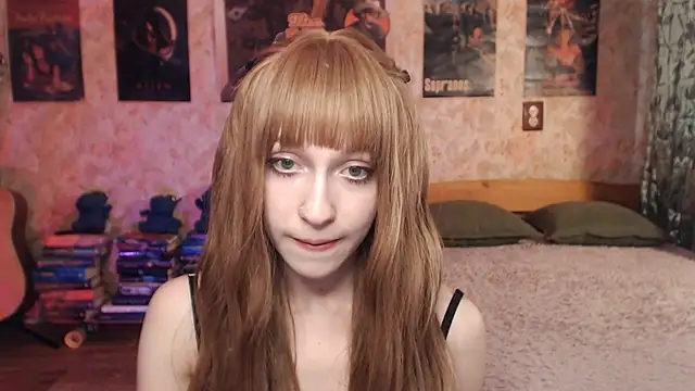 Friendly_Ellie's cam snapshot