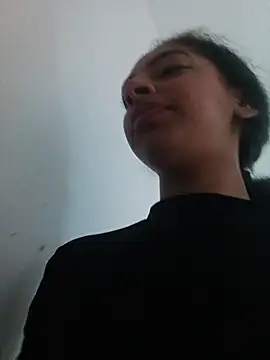 Tinyy_Star's cam snapshot