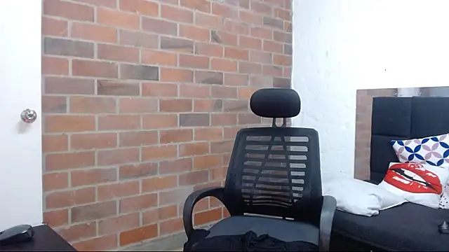 samantha__karolstone's cam snapshot