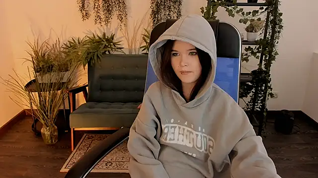 Elainebeness live sex cam