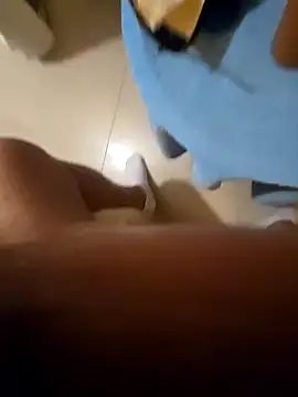 suizoloco76's cam snapshot