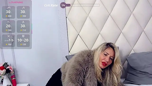 GinaBear's cam snapshot