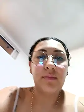 You-kitty2025's cam snapshot