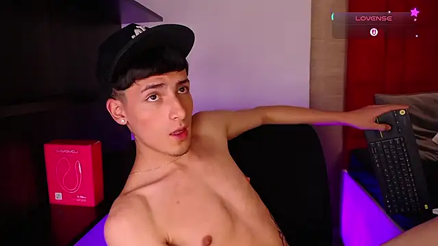 MateoMitchell live sex cam