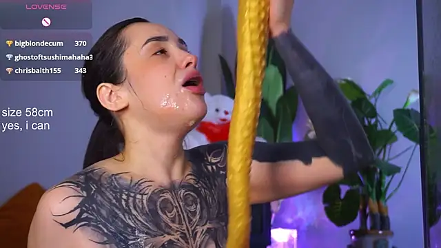 EvaCanton's cam snapshot