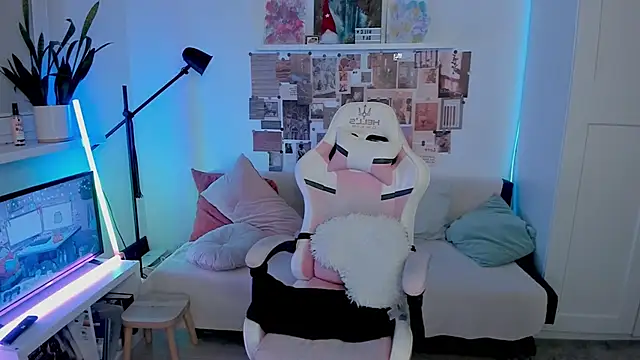 Mia_Madden's cam snapshot