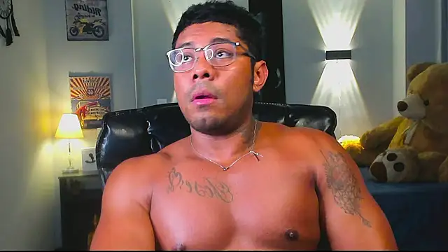 LEONHDZ live sex cam