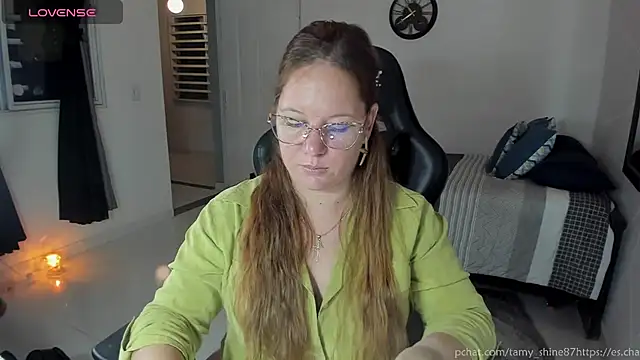 tamy_shine87's cam snapshot