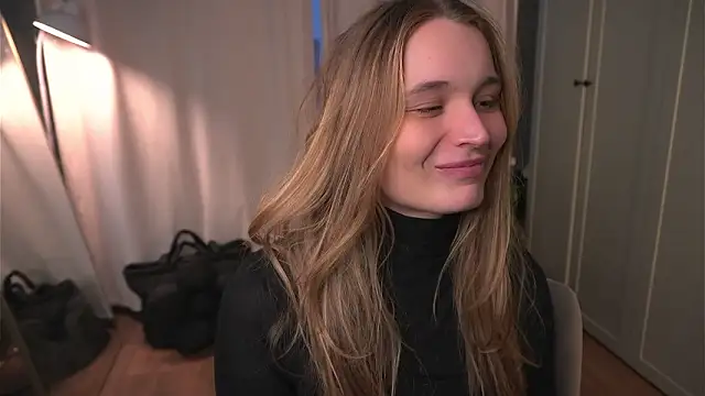 lisa_schiele's cam snapshot