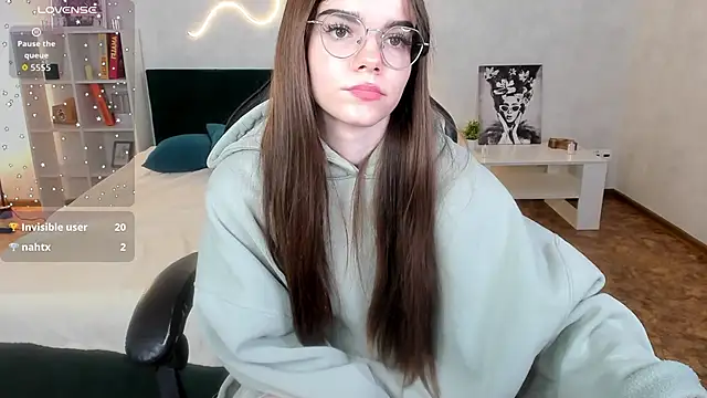 miss__evelyne's cam snapshot