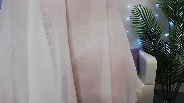 Camelia_Lillie live sex cam