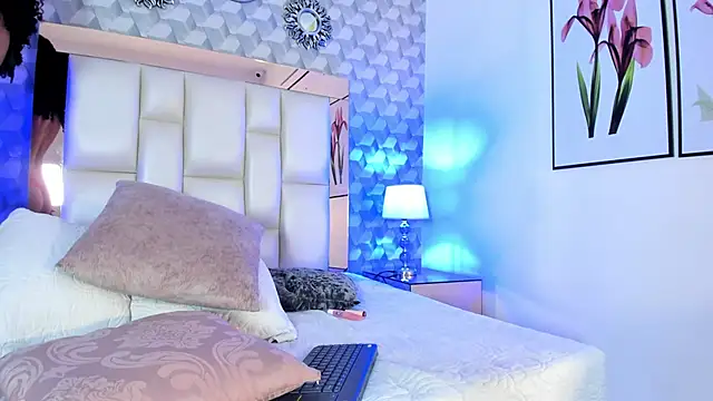 Priscila_Bell's cam snapshot