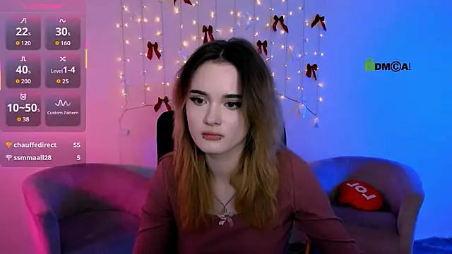 liana_kisses live sex cam