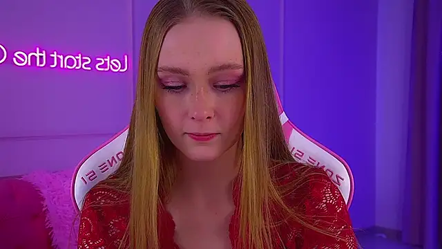 AgataFoxley's cam snapshot