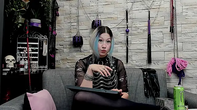 CruelMistress's cam snapshot