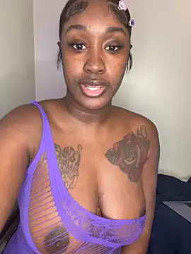 ToyaThick live sex cam