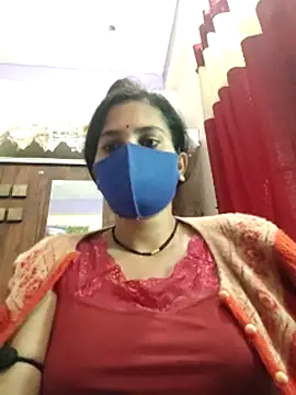 Maahi-Queen's cam snapshot