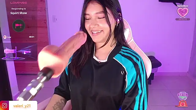 Moonbell_bell's cam snapshot