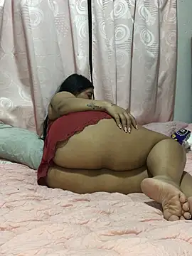 Rachellcooperrr's cam snapshot