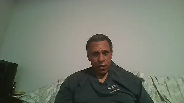 swimmer2496 live sex cam