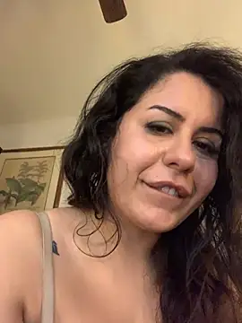 holyeroticss live sex cam