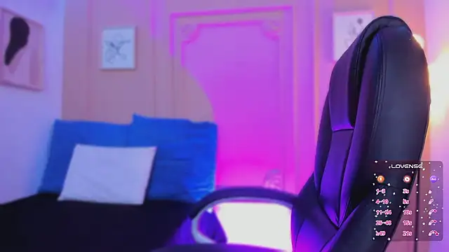 lucy_neil live sex cam