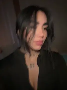 Nickiiiii live sex cam