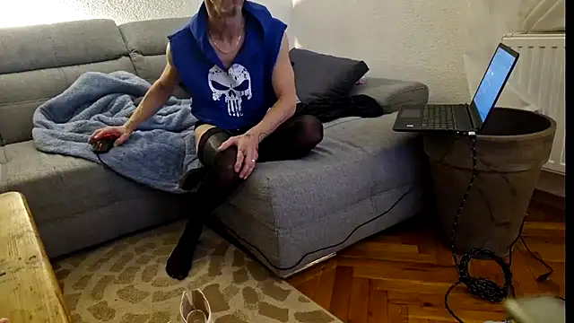 WildundJung live sex cam