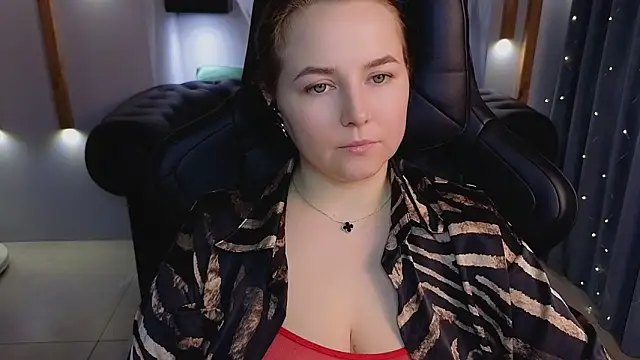 Mira_Mermayd live sex cam